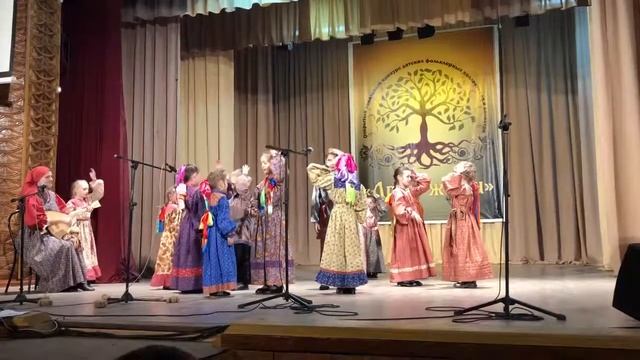 Образцовый детский фольклорный ансамбль "Звонница" смотреть онлайн