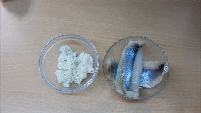 ЗАКУСКИ ИЗ СЕЛЬДИ И ШПРОТ 2 быстрых рецепта смотреть онлайн