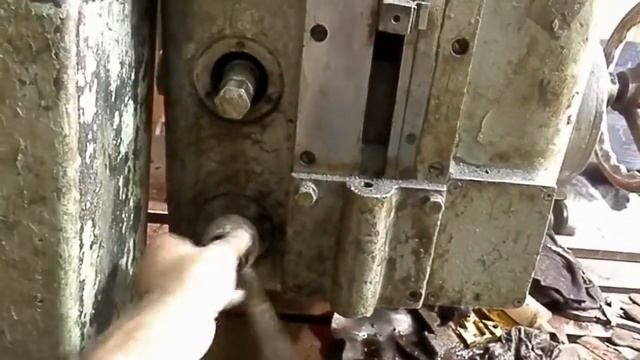 Люфт гильзы шпинделя фрезерного станка УЗТС 654 смотреть онлайн