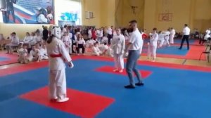 kumite.Областные соревнования по всестилевому карате г. Иркутска.Кумите.Девочки категория 12-13лет