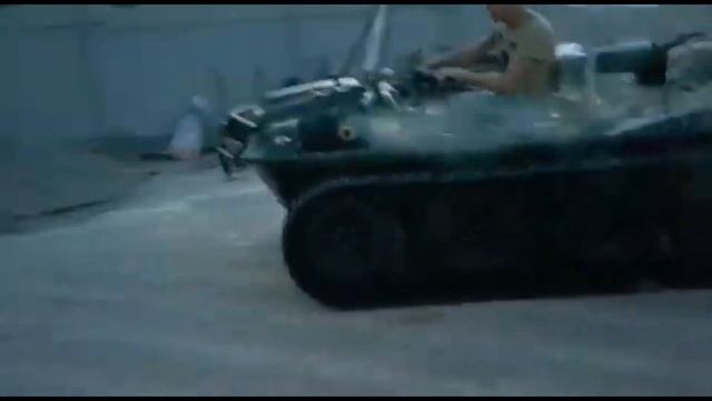 Дрифт на гусянках Вездеход амфибия новый в действии XBN 8x8 Tinger (ТИГР) смотреть онлайн