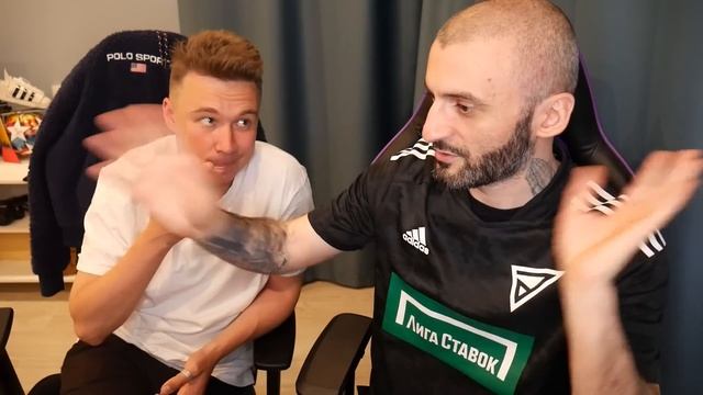 КОГО МЫ ВЗЯЛИ В КОМАНДУ? / НАЧАЛО ОТБОРА В ФК ДЕНЬГИ смотреть онлайн