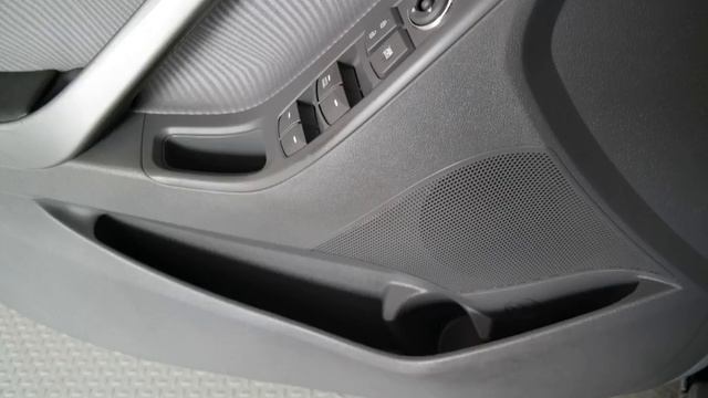 2012 Silver Hyundai Elantra 4D Sedan #6835A смотреть онлайн