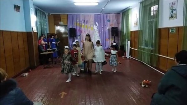 Танцевальная композиция "Мамочка родная"