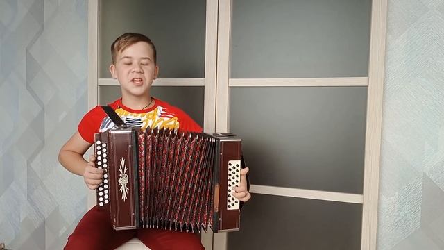Песня "Парень с гармошкой" автор Алексей Мазуров. смотреть онлайн