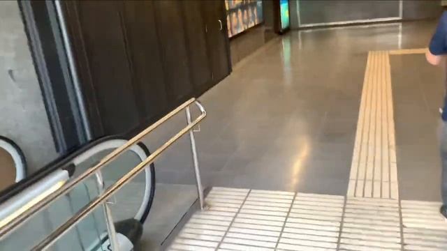 Viaje TRAM y Metro L3 Francesc Macià [T1-T2-T3] a Sants Estació [L3, L5] [Citadis 302, S3000] смотреть онлайн