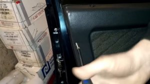 Как снять  обшивку карту передних дверей ВАЗ 2108-09-099-014-15/demontaz boczka tapicerki drzwi LAD