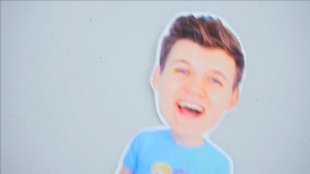 Drinking YouTubers FGTeeV, Chad Wild Clay, LankyBox DIY Drinks смотреть онлайн