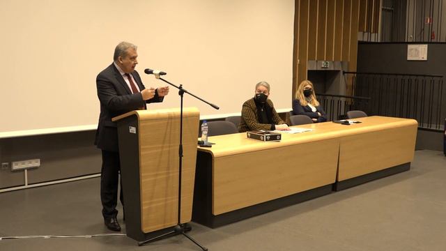 Академично слово на Ректора на НАТФИЗ, проф д-р Станислав Семерджиев - връчване на дипломи, ФЕИ смотреть онлайн