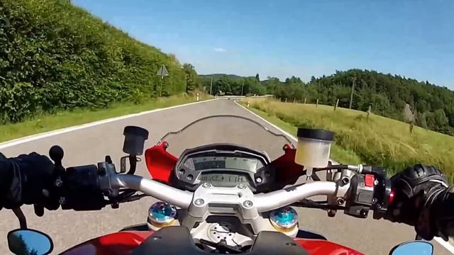 2 Ducati Monster 1100s Part 1 Gopro onboard смотреть онлайн