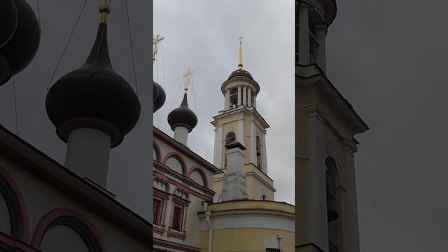 Красивый колокольный бой смотреть онлайн