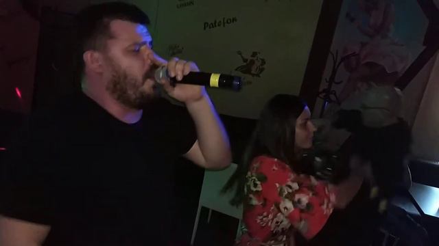 Миша Борн прикольно зачитал! смотреть онлайн
