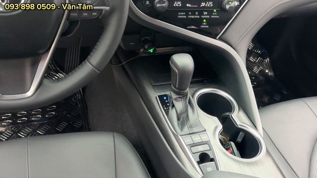 Camry 2.5Q 2023 Nhập Thái Siêu Lướt | Odo: 3000km Công Ty XHĐ Cao смотреть онлайн