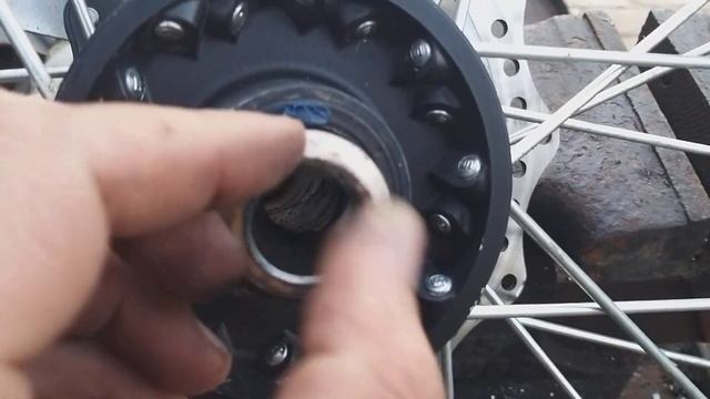 Китайский мото и Морская вода.Обслуживание после гонки. смотреть онлайн