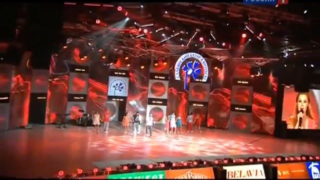 Юлия Савичева и балет МАРИДАНС  /Славянский Базар 2011/