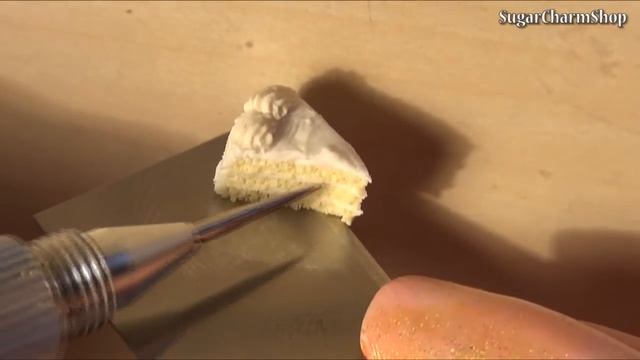 Simple Miniature Birthday Cake - Polymer Clay Tutorial смотреть онлайн