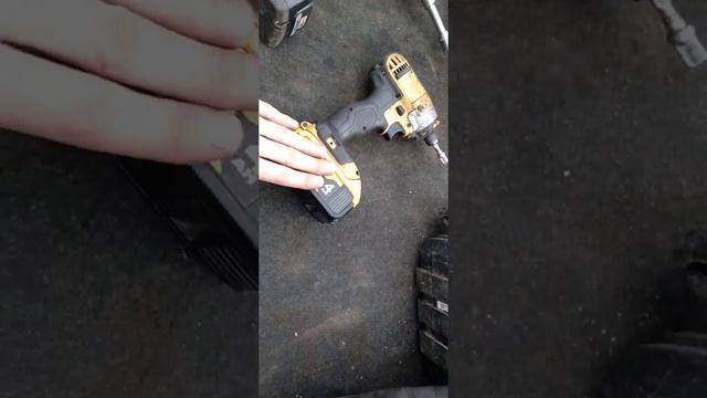2011 Ford Escape ABS Removal Overview in Salvage Yard. (no motor or transmission) смотреть онлайн
