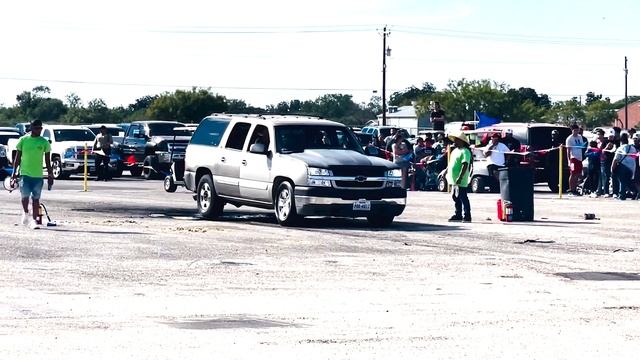 Manual Swapped Cammed Suburban [aka SKIDDLY] смотреть онлайн