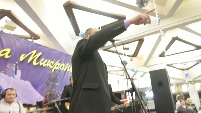 Живое выступление кавер-группы! - www.balykov.org смотреть онлайн