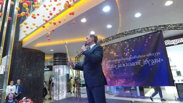 СитиМолл забрал трость у танцовщицы во время исполнения саиди август 2018 смотреть онлайн