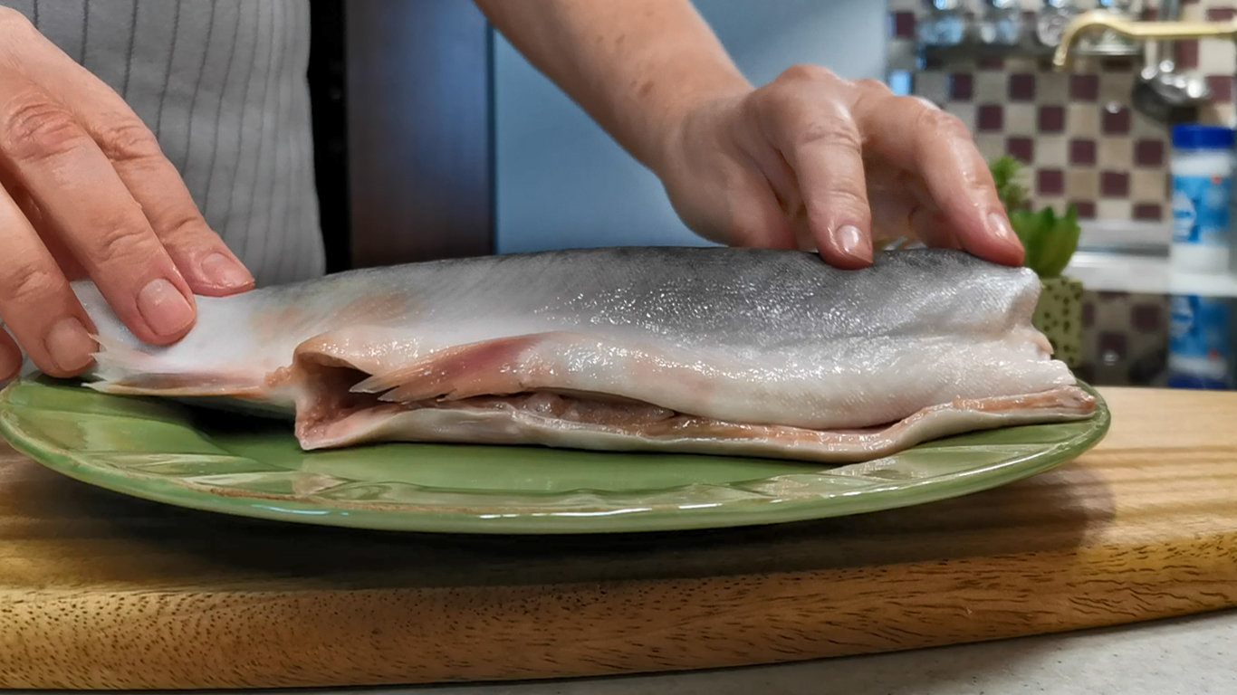 Век живи, век учись! Простая ГОРБУША вкуснее дорогой рыбы. Гениальный РЕЦЕПТ, а главное ПРОСТОЙ! смотреть онлайн