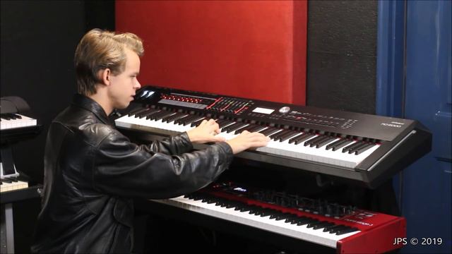 Roland RD 2000 vs Nord Stage 3 смотреть онлайн