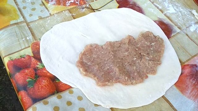 Жарим чебуреки на даче/Вместе мы сила! смотреть онлайн