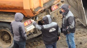 Загрузим и выгрузим Автосамосвал видео