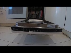 ч.1. Bosch- ремонт крепления дверцы посудомоечной машины