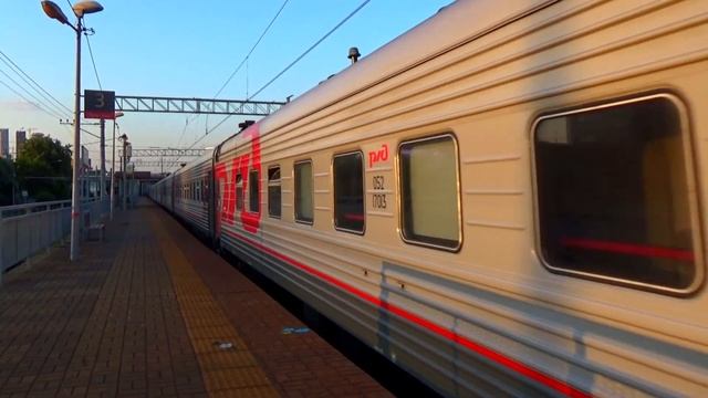 Электровоз ЭП2К-401 со скорым поездом №15 "Москва - Волгоград" смотреть онлайн