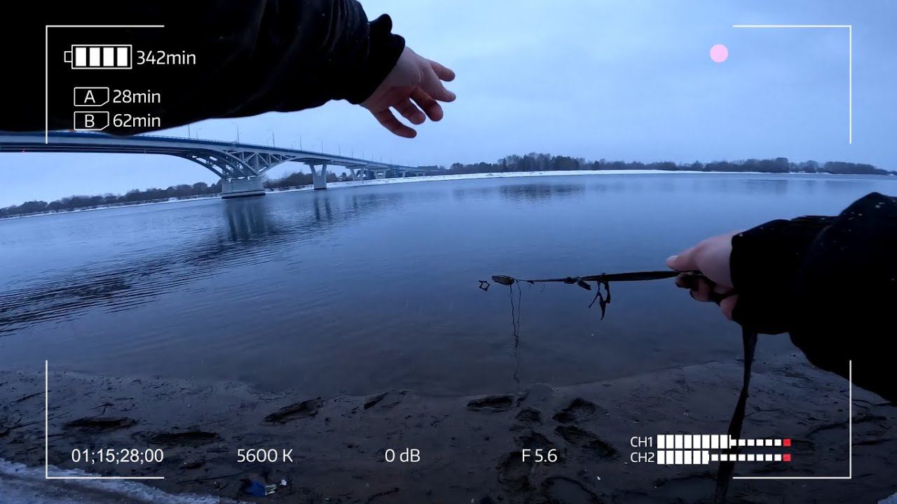 Вытащили непонятную конструкцию со дна. Спиннинг на Волге смотреть онлайн