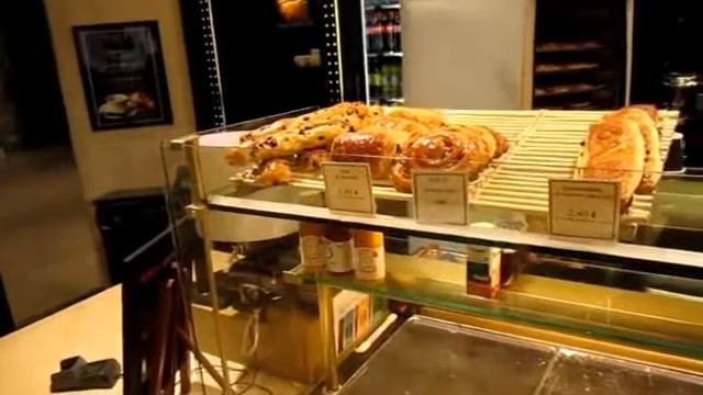 Где можно поесть в Лувре смотреть онлайн