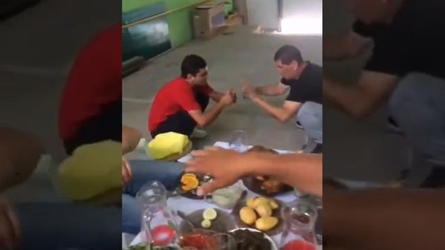 Третий день подряд выпиваем смотреть онлайн