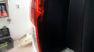 Как снять задний фонарь Киа Рио X-Line