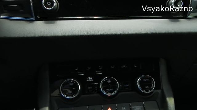 Skoda KAROQ 2020 2,0 TSI 190 л.с 7DSG 4x4 SportLine в чем отличие от нашего интерьер экстерьер обзо смотреть онлайн