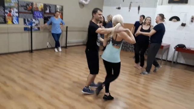 Школа кубинской сальсы в Минске AL CENTRO смотреть онлайн