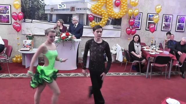 Всеволод и Дарья Латинский микс (самба+румба+джайв) смотреть онлайн