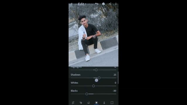 Lightroom mobile photo editing | dark black tone tutorial step by step==[]Sumit editz #thasumitedit смотреть онлайн