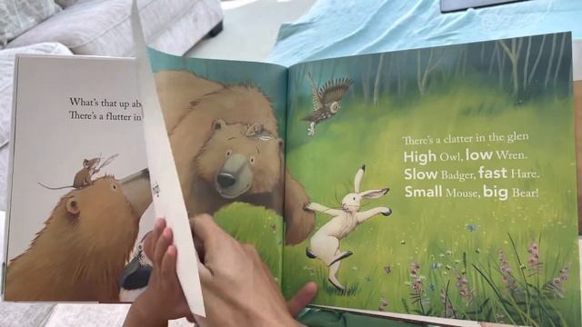 BIG BEAR SMALL MOUSE by Karma Wilson and Jane Chapman | Kids Book Read Aloud смотреть онлайн