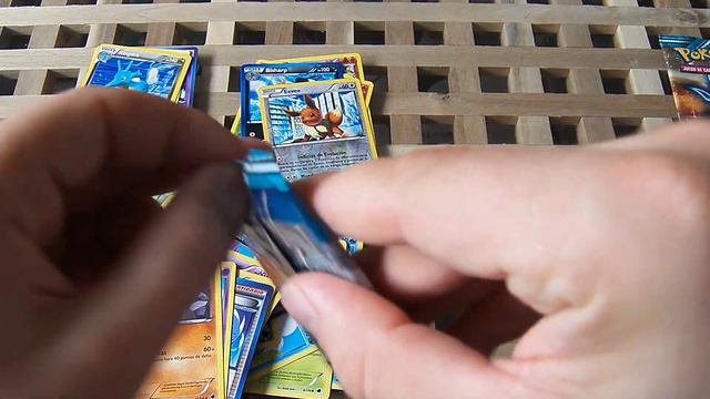 Apertura Sobres Pokemon Glaciación Plasma (Plasma Freeze) смотреть онлайн