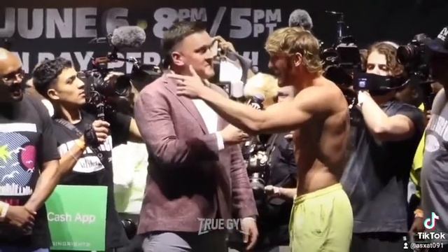 Логан против флойд #loqanpaul #floidmayweather #fyp #foryou #boxing #jakepaul