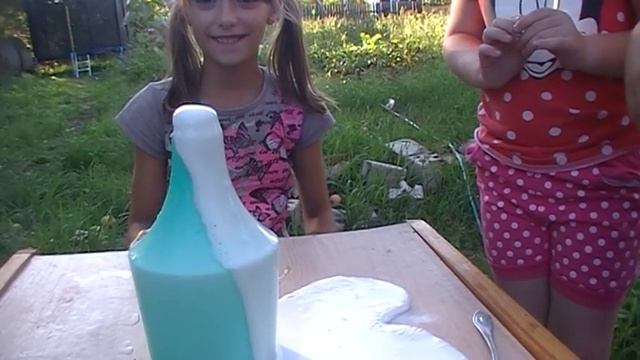 эксперименты детям №4 \ вулкан в бутылке (не сложно) смотреть онлайн