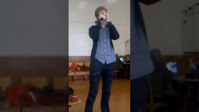 Andrey Sparrow и деваха которая круто поёт))) смотреть онлайн