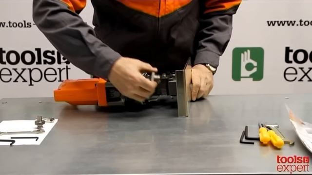 Пресс для пробивки отверстий Deamond EP 1406V смотреть онлайн