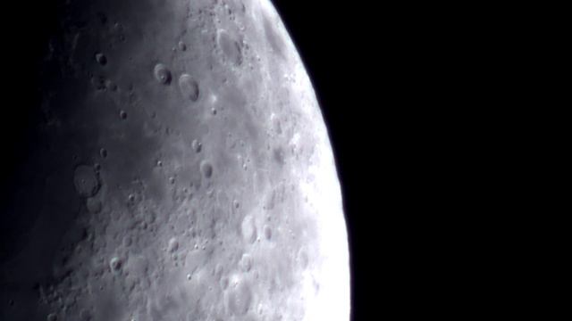 Moon, Illuminated: 38.1% (2 April 2017) смотреть онлайн