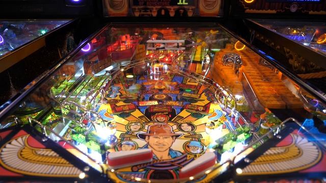 Indiana Jones: The Pinball Adventure | First game impressions & gameplay смотреть онлайн