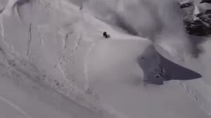 САЛЬТО НА ЛЫЖАХ И СНЕЖНАЯ ЛАВИНА