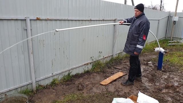 Скважина на воду пробурена, демонстрация результата, прокачиваем до чистой воды, воды море! смотреть онлайн