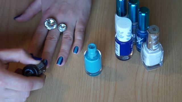 Маникюр на короткие ногти / Easy nail art for short nails смотреть онлайн