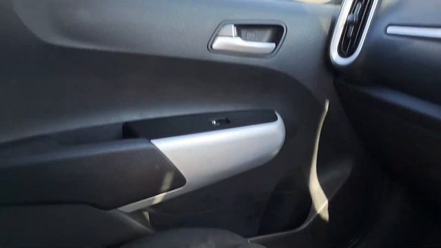 2017 Kia Picanto 1.0 Street смотреть онлайн